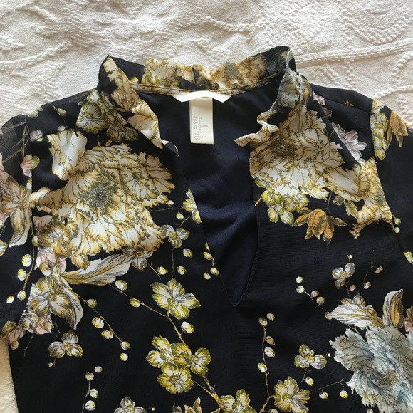 Dress - Picture 3 of 6